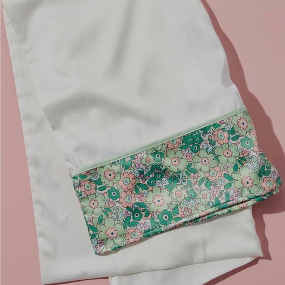 Mer-Sea & Co. Avant Garden Pillowcase (brand new) - Picture 2 of 4